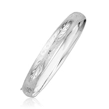 Load image into Gallery viewer, Classic Floral Carved Bangle in 14k White Gold (8.0mm)
