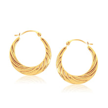 Load image into Gallery viewer, 10k Yellow Gold Textured Graduated Twist Hoop Earrings
