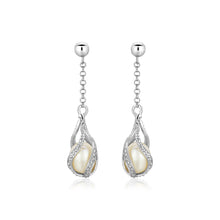 Load image into Gallery viewer, Sterling Silver Twisted Cage Style Earrings with Freshwater Pearls
