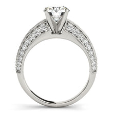Load image into Gallery viewer, 14k White Gold Pronged Round Antique Diamond Engagement Ring (1 1/2 cttw)
