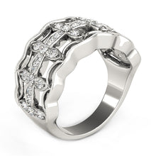 Load image into Gallery viewer, Diamond Studded Four Leaf Clover Motif Ring in 14k White Gold (1/4 cttw)
