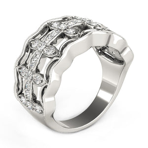 Diamond Studded Four Leaf Clover Motif Ring in 14k White Gold (1/4 cttw)